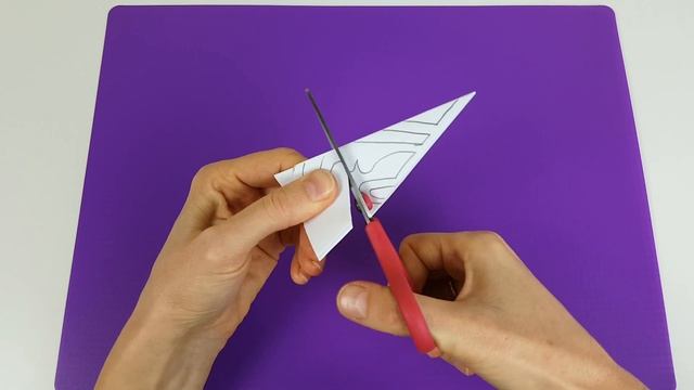 ❄️Как вырезать снежинку из бумаги Снежинка СЕРДЕЧКИ Copos de nieve de papel DIY Paper Snowflake смотреть онлайн