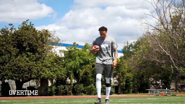 Last Chance U Star Malik Henry Is BACK On His Grind! Nevada QB's INTENSE Workout 😤 смотреть онлайн