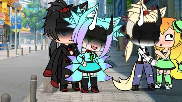 Меме: "как красиво ты молчишь рядом с ней" смотреть онлайн