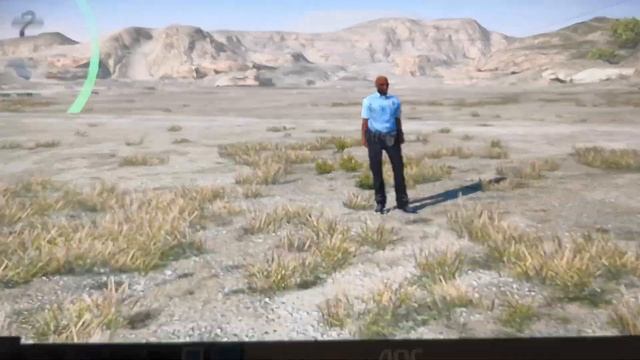 У меня не понятный человек который преследует меня в игре goat Simulator! Помогите пожалуйста! смотреть онлайн