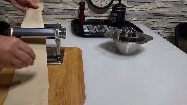 ? КАК ЛЕПИТЬ ИДЕАЛЬНЫЕ ХИНКАЛИ. ❤️ ПОМОГАЮТ ПРЕДСТАВИТЕЛИ СОЛНЕЧНОЙ ГРУЗИИ И ИТАЛИИ смотреть онлайн