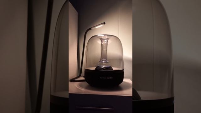 Harmon Kardon Aura (sound test 1) смотреть онлайн