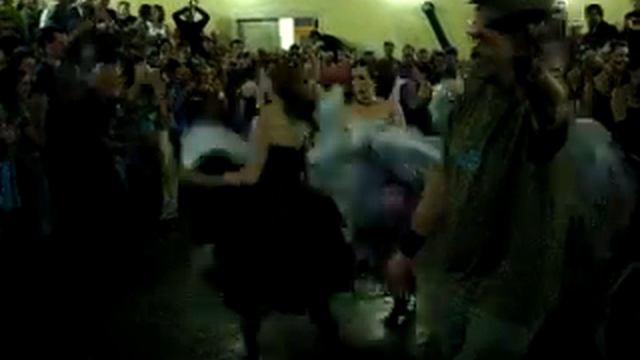 Can Can смотреть онлайн