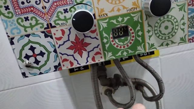 Настройка водонагревателя колонки zanussi новая. Вода то горячая то холодная смотреть онлайн