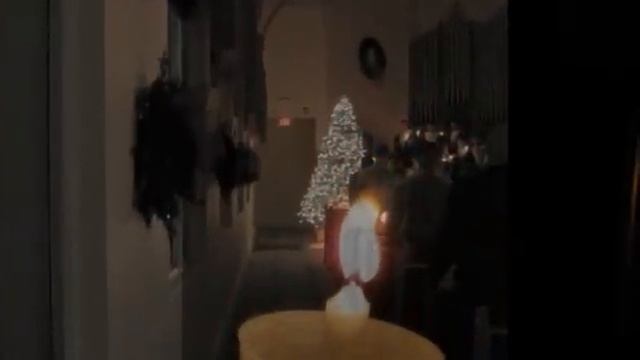 Christmas Eve Candlelight Service смотреть онлайн