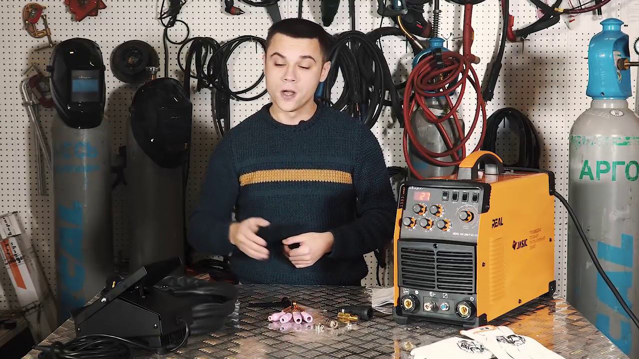 Обзор: Сварочный инвертор Сварог TIG 200 P AC/DC REAL E20101