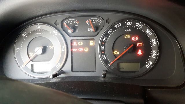 Skoda Superb 1.9 TDI -10C Cold Start after 5 days смотреть онлайн