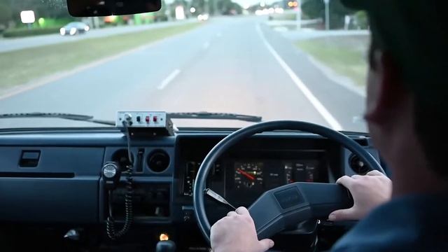 1986 Toyota ToyoAce Fire Truck BaT смотреть онлайн