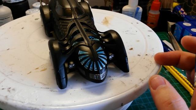 Revell 1/25 Batman Forever Batmobile Part 3 смотреть онлайн