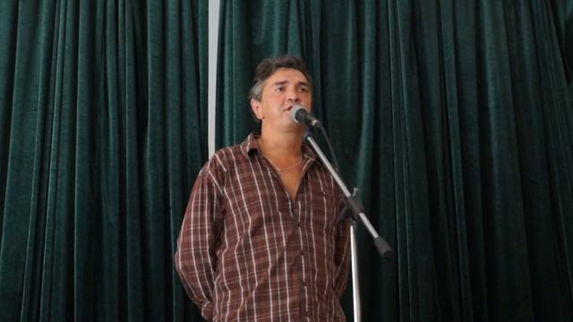 Дмитрий Артис Читает свои стихи смотреть онлайн