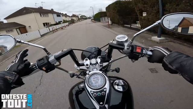 "Test" Un cruiser comme on n'en fait plus ? "Kawasaki VN800 Classic de 1996" смотреть онлайн