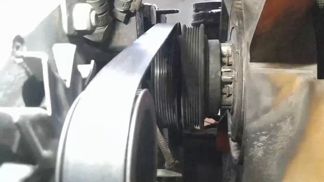 Como quitar Fan Clutch International 2000 смотреть онлайн