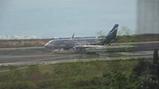 Corfu airport Plane spotting, 4K low landings and close up departures September 2021 Part 1 смотреть онлайн