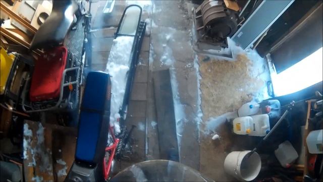 Питбайк с самодельной гусеницей и самодельный снегоход Микс Х150 по пухляку смотреть онлайн