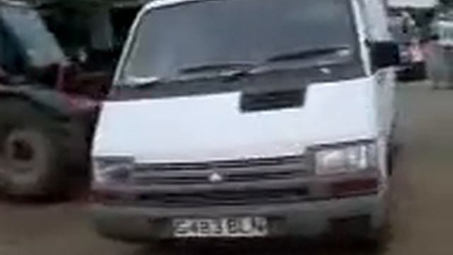 What to do with a Vauxhall Corsa and a Renault Van (part4) смотреть онлайн