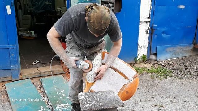 Ремонт сидения. Как обточить поролон болгаркой. Это ужас. смотреть онлайн