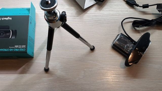 Распаковка и обзор веб-камера Logitech C922 Pro Stream (2160р 4К) смотреть онлайн