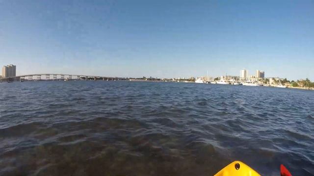6 FOOT MINI KAYAK with Honda 2.3hp Outboard Motor Test Run.. смотреть онлайн