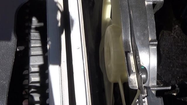 2007-2013 Toyota Corolla How to remove/replace Cooling Fan Motor PART I/II Μοτέρ ανεμιστήρα ψύξης смотреть онлайн
