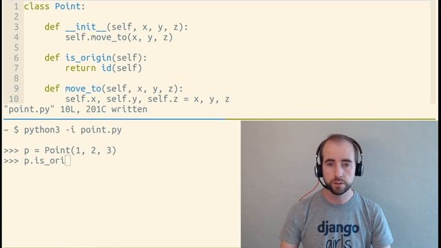 What is self in Python? смотреть онлайн