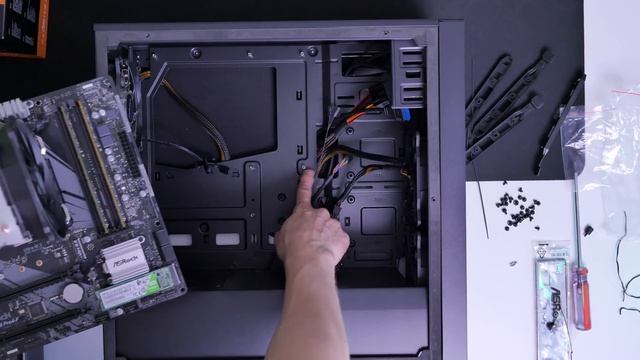 Живая сборка ПК 50К Ryzen 2600 / GTX 1660TI смотреть онлайн