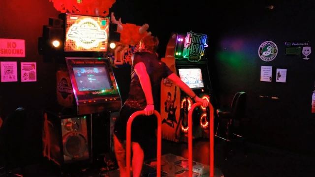 Player 1 Video Game Bar - DDR Supernova - s34n (Slipperly Pads and They Suck) смотреть онлайн