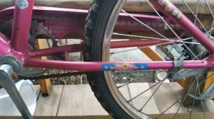 как установить боковые колеса на детский велосипед