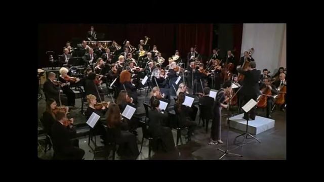 Alda Dizdari playing Elgar's Violin Concerto in Tirana, Albania in November 2015 2:3 смотреть онлайн
