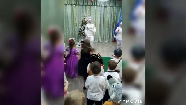 Новогодний праздник/ шоу/2021 смотреть онлайн