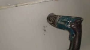 Сверлю отверстие 110 мм под вентиляцию