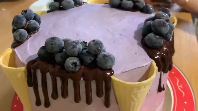 Как Украсить Торт | Оригинальный Декор Бисквита на День Рождения | Белковый крем смотреть онлайн