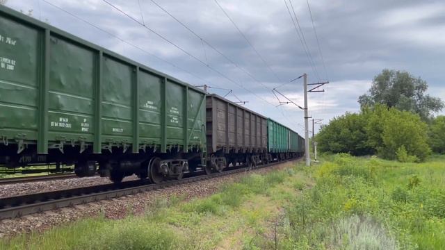Электровоз ВЛ80с-1739 (ЛИСКИ) с грузовым поездом смотреть онлайн