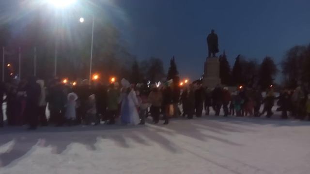 Хоровод вокруг елки 2 смотреть онлайн