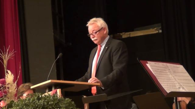 Henners Ära ist vorbei: Hofgeismars Bürgermeister verabschiedet смотреть онлайн