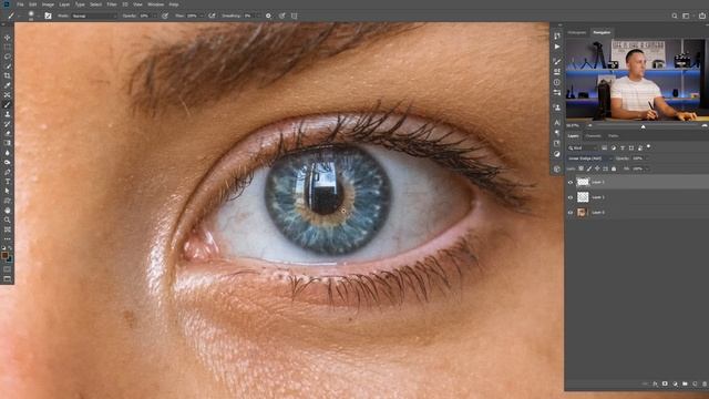 How to Enhance Eyes in Photoshop using a blending mode! смотреть онлайн