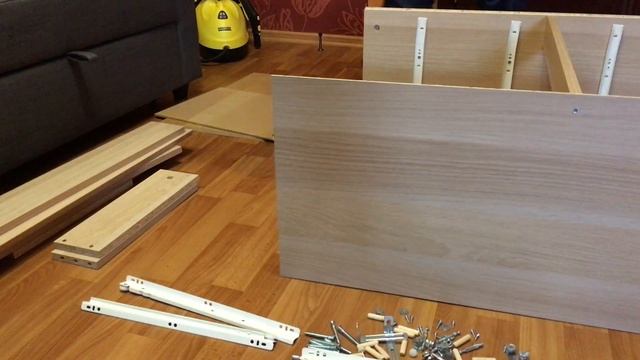 СКОНЕВИК КОМОД С ТРЕМЯ ЯЩИКАМИ смотреть онлайн