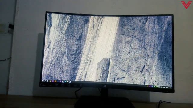 HP 27x Curved Gaming Monitor (144Hz) смотреть онлайн