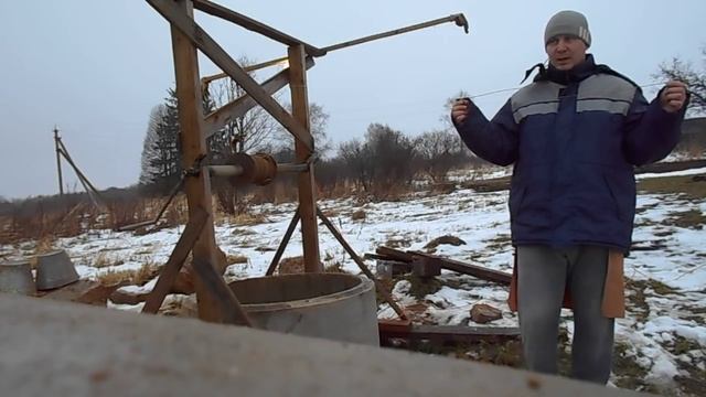копка колодца в тяжелом грунте как узнать глубину колодца с помощью рамок смотреть онлайн