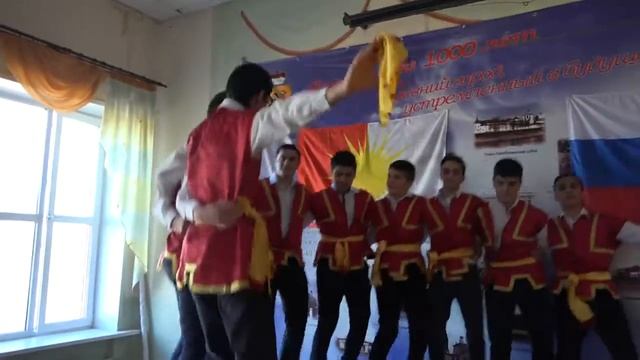 Yezidi Kurdish wedding Зажигательный Езидский танец Kochari Bsheri Ярославская школа Exclusive смотреть онлайн