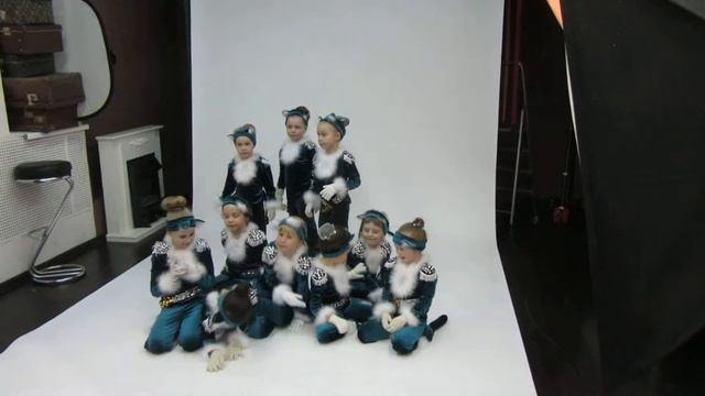 Фотосессия в танцевальном коллективе. Дети 6-8 лет смотреть онлайн