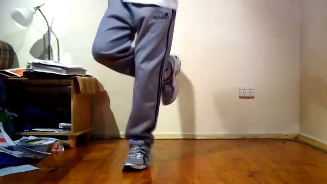 Shuffling Tutorial - How To Do Robot Dance From Party Rock Anthem (Spongebob)
