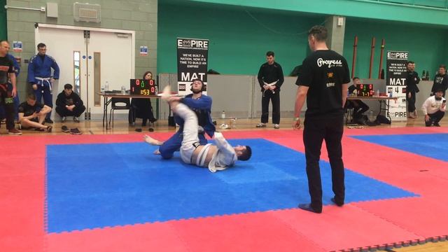 Empire Grappling BJJ 28/04/18 91.5kg - 1st Round смотреть онлайн