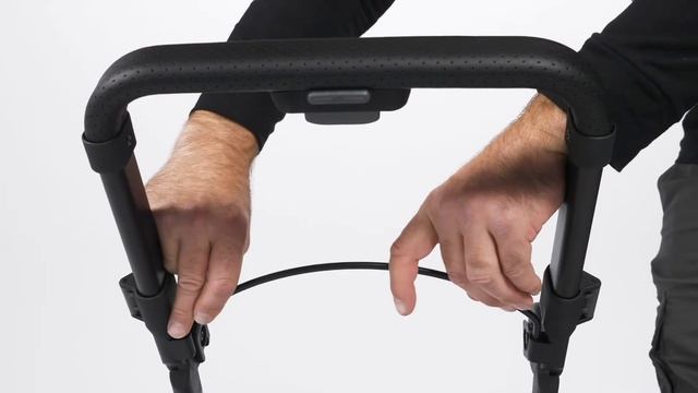 Как установить адаптер для автокресла на коляску | Ergobaby Metro+ Stroller смотреть онлайн