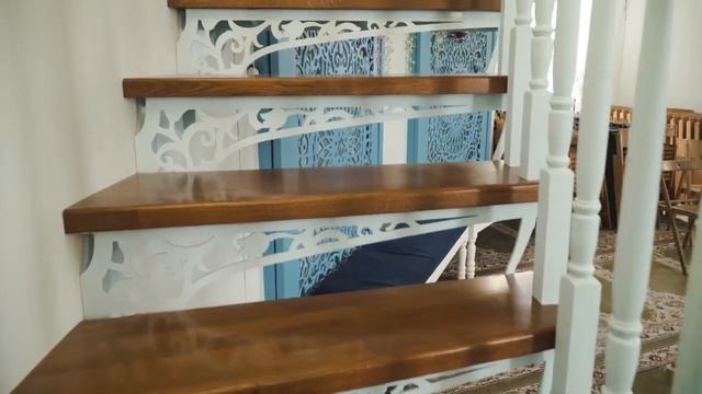 Заказать лестницу в Казани. Обзор лестницы для мечети Шамиль в посёлке Борисково #кедрлестницыказан смотреть онлайн