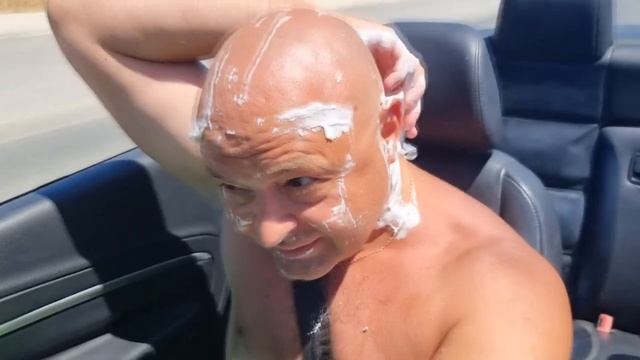 ПОБРИЛСЯ В АВТО ЗА РУЛЕМ Т-ОБРАЗНЫМ СТАНКОМ MERKUR и ОТПОЛИРОВАЛ САМУРАЕМ ФИЗЕР смотреть онлайн