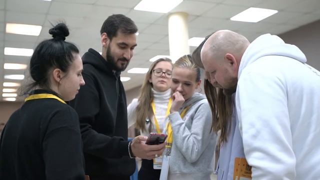 SYNERGY FRIENDS WEEKEND смотреть онлайн