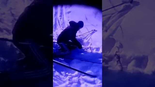 Ехал на лыжах смотреть онлайн