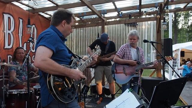 Penthouse Pauper (live) - Green River (Forssa) смотреть онлайн