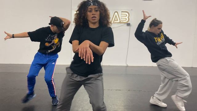 The Lab: Yoe Streeter-Renovales Virtual Master Class смотреть онлайн
