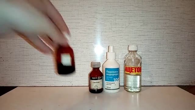 Обзор лаборатории. Хранение химических реактивов в домашних условиях. Лаборатория дома. смотреть онлайн